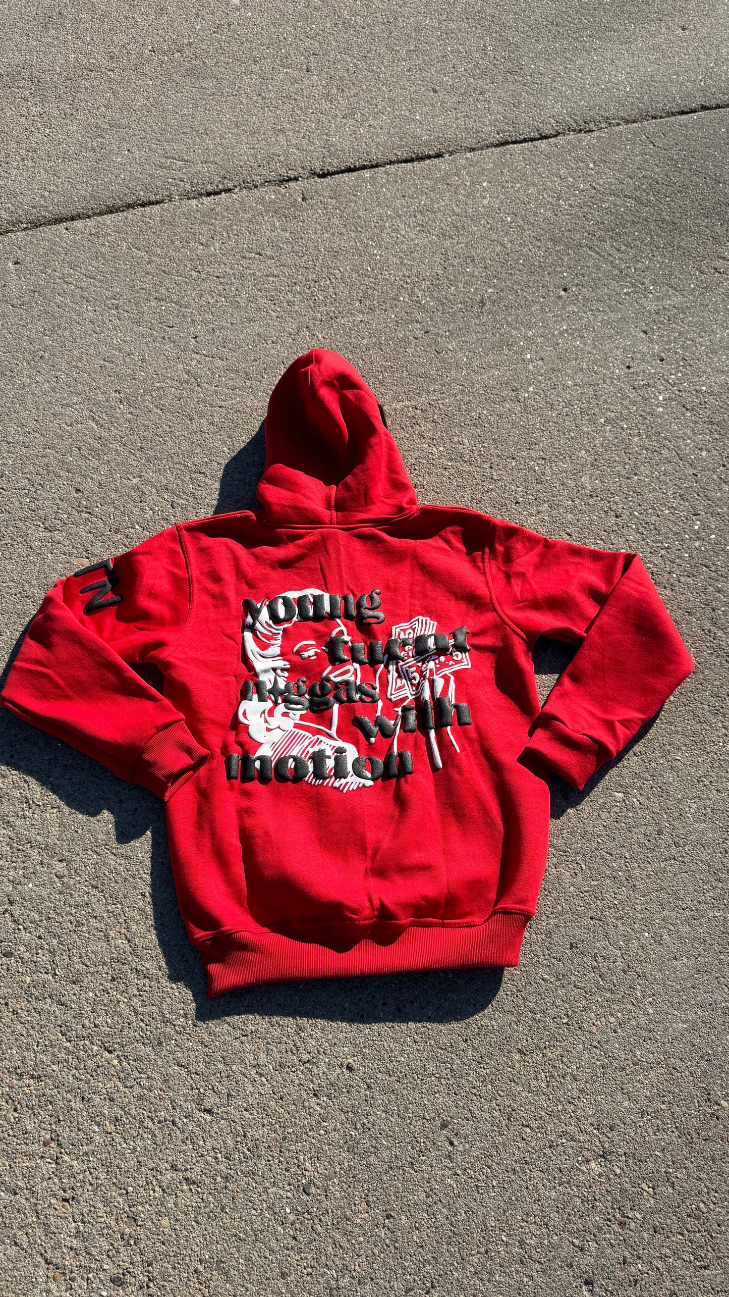 LONG SLEEVE FULL ZIP/RED